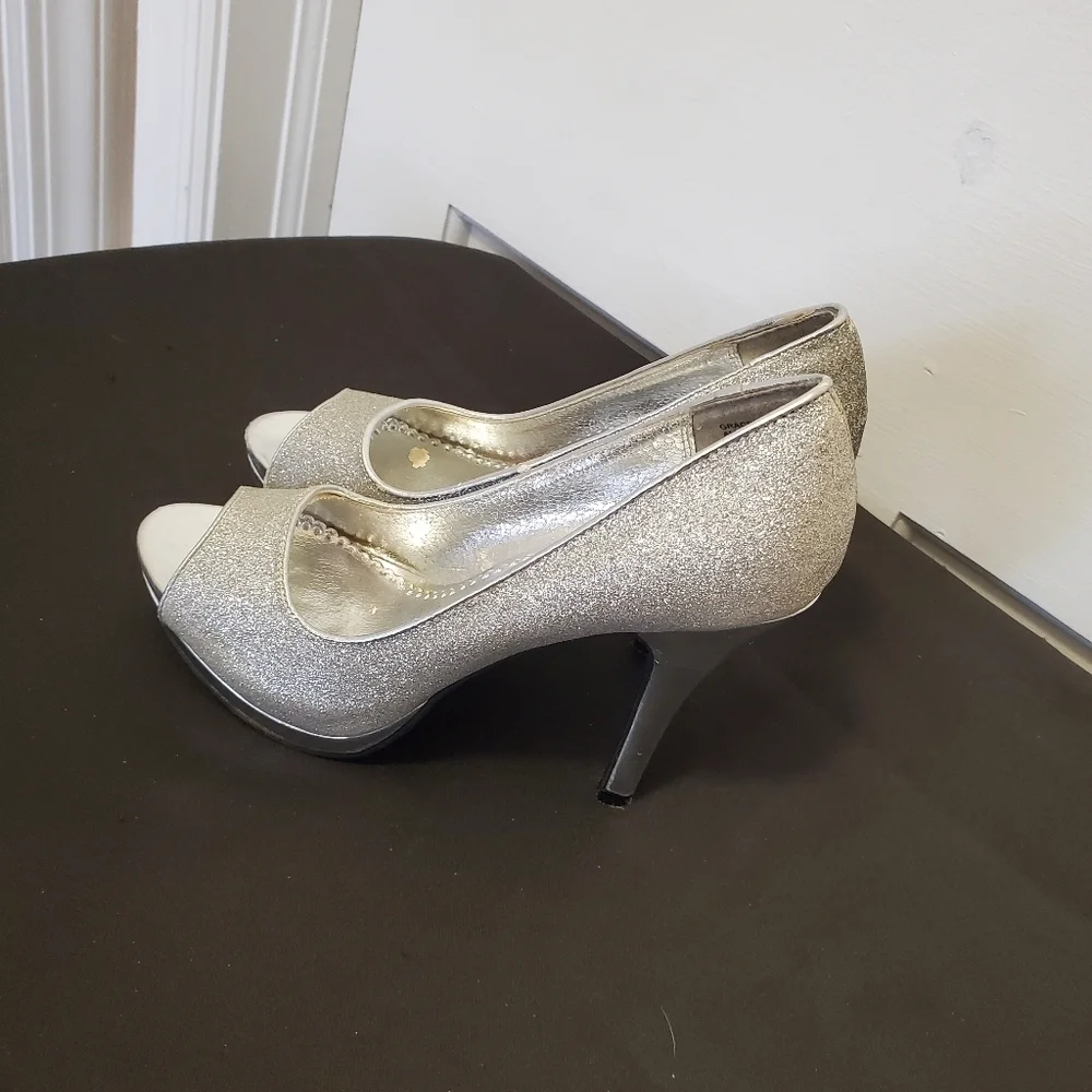 Rampage Silver Glitter Peeptoe Gracee Heel…